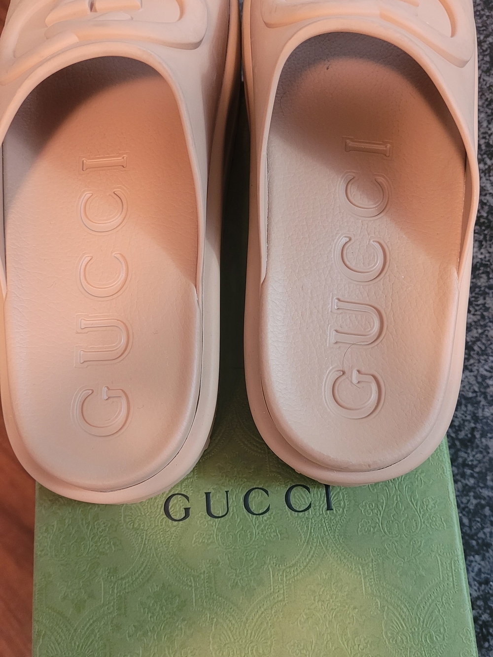 Gucci Slides BIEGE